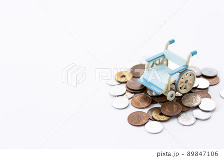 車椅子とお金 車椅子とお金 89847106