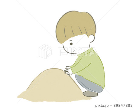 1人で砂場でお山を作って遊ぶ子ども 89847885