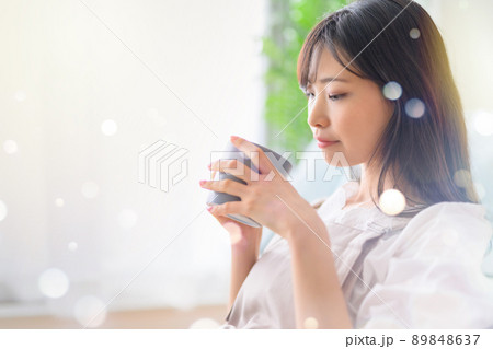 女性のライフスタイル 女性のライフスタイル 89848637