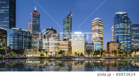 Elizabeth Quay Perth 89853624