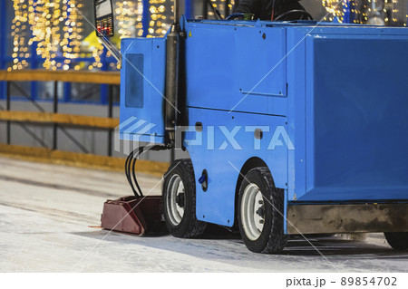ice leveling machine 89854702