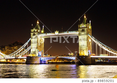 ロンドンのビッグベン 89859201