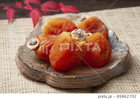 よく熟した市田柿 89862702