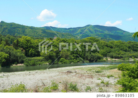 景勝地 玉淀、岩場の川の流れ【埼玉県寄居町】 89863105
