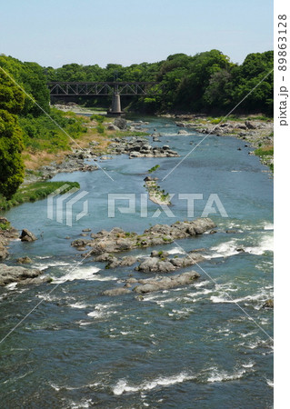 荒川・鉢形河原の波紋【埼玉県寄居町】 荒川・鉢形河原の波紋【埼玉県寄居町】 89863128