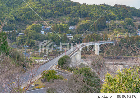 赤崎橋パーキングパークから見る赤崎橋 赤崎橋パーキングパークから見る赤崎橋 89866386
