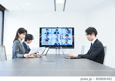 ミーティング　会議　オンライン会議　ビデオ会議　テレビ会議　ウェブ会議　ズーム会議　リモート 89866482