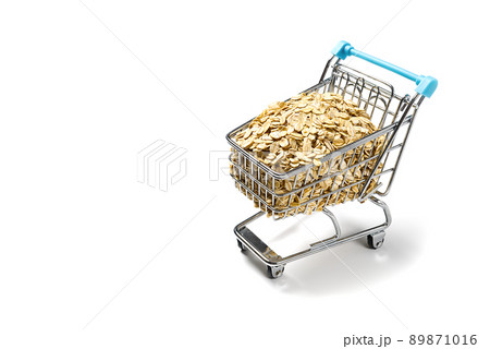 Shopping cart full of oats flakes. supermarket trolley with golden oats flakes on white Background. Healthy food. 89871016