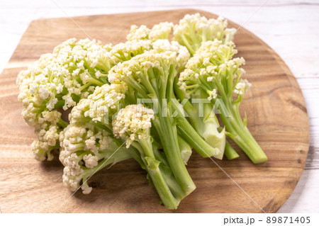 スティックカリフラワー 89871405