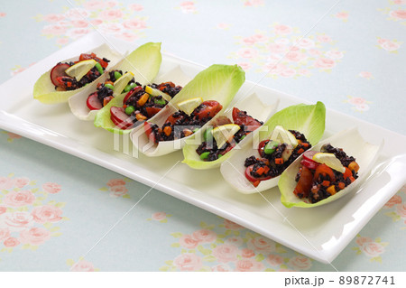 黒米サラダ 89872741