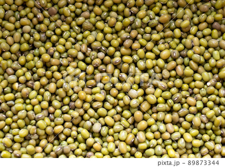 Background of mung beans. Vegan wallpaper. Banner for cooking master class. Green soya beans 89873344