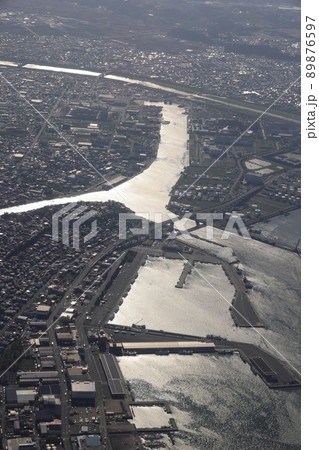 舘鼻岸壁空撮（青森県八戸市） 89876597