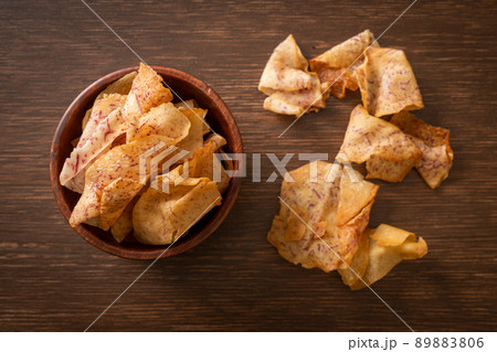 Taro Chips - fried or baked sliced taro Taro Chips - fried or baked sliced taro 89883806