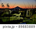逗子マリーナより望む富士江の島とクルーザー夕景 89883889