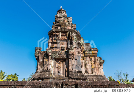 Stone castle Phra That Narai Cheng Weng and sky Stone castle Phra That Narai Cheng Weng and sky 89888979