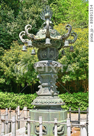 鷲宮神社・金灯籠 埼玉県久喜市 鷲宮神社・金灯籠 埼玉県久喜市 89891354