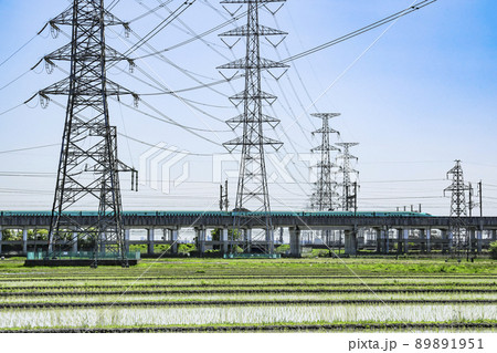 鉄塔 田園 送電線 鉄塔 田園 送電線 89891951