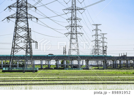 鉄塔 田園 送電線 鉄塔 田園 送電線 89891952