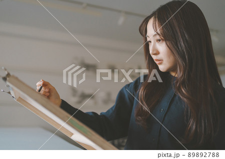 美大予備校 89892788