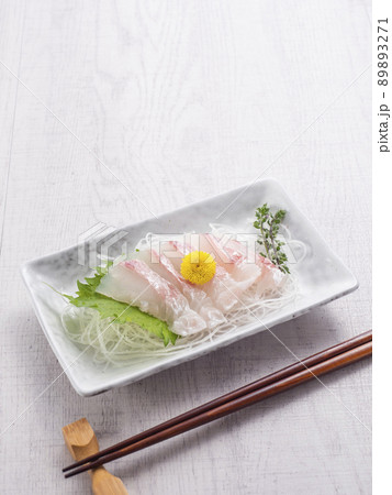 鯛の刺身 89893271