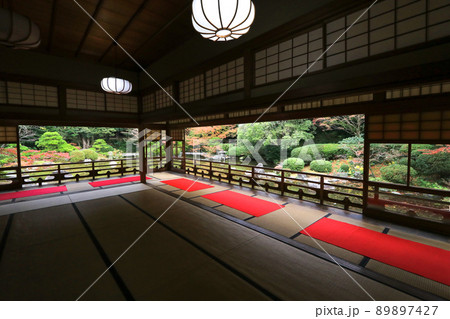 秋の友泉亭 89897427