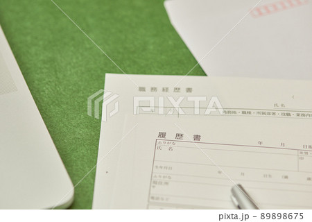 転職　履歴書　パソコン 89898675