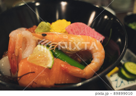 小田原で食べられる海鮮丼 89899010