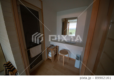 洗面台と椅子 洗面台と椅子 89902161