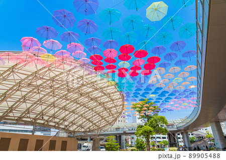 刈谷駅の傘が彩る、カリアンブレラ〈愛知県刈谷市〉 刈谷駅の傘が彩る、カリアンブレラ〈愛知県刈谷市〉 89905488
