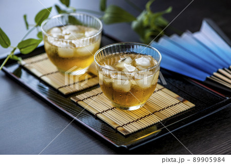 冷たいほうじ茶 冷たいほうじ茶 89905984