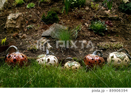 Ceramics Halloween pumpkins in interior Ceramics Halloween pumpkins in interior 89906394