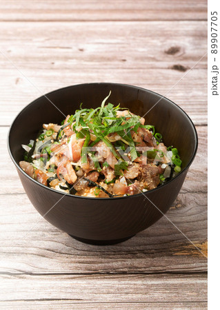 鯵のたたき丼 鯵のたたき丼 89907705