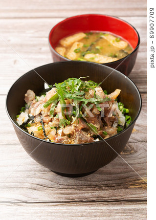 鯵のたたき丼 鯵のたたき丼 89907709