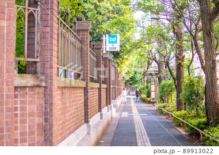 東大前駅入口／東京都文京区 89913022