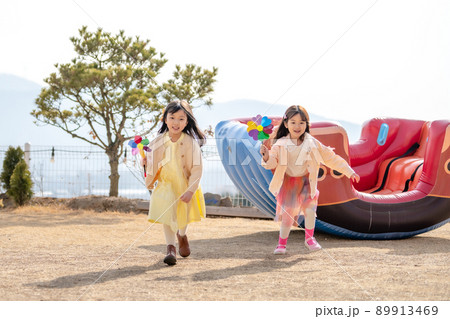 女の子 友達 友人 89913469