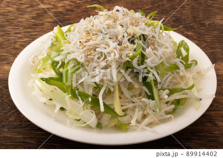 しらすと九条ねぎの和サラダ しらすと九条ねぎの和サラダ 89914402