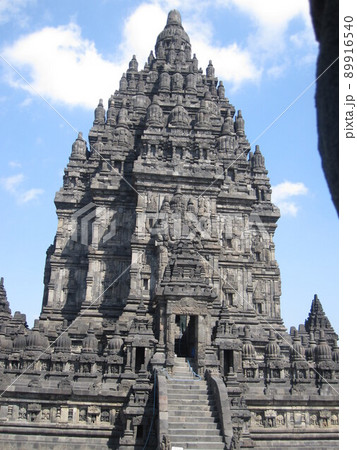 プランバナン寺院群のロロ・ジョングラン寺院群 プランバナン寺院群のロロ・ジョングラン寺院群 89916540