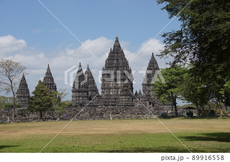 プランバナン寺院群のロロ・ジョングラン寺院群 プランバナン寺院群のロロ・ジョングラン寺院群 89916558