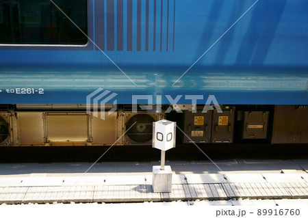 3419 東京駅0kmポスト 3419 東京駅0kmポスト 89916760