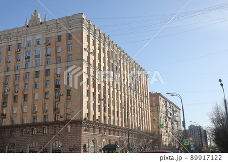 Old building on Prospekt Mira, spring Moscow, March 2022. 89917122