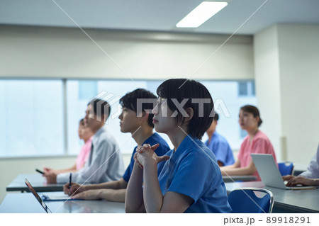 医療従事者の勉強会 89918291