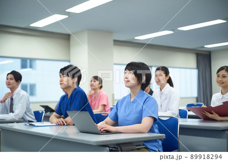 医療従事者の勉強会 89918294