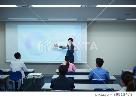 医療従事者の勉強会 89918478