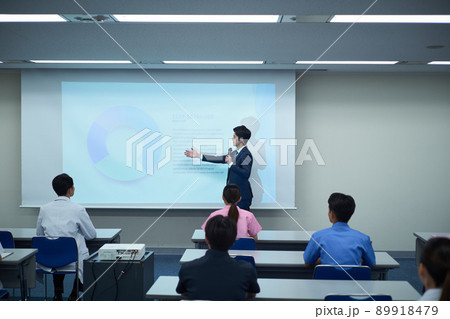 医療従事者の勉強会 医療従事者の勉強会 89918479