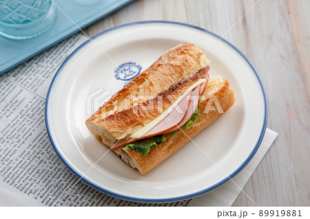 ハムチーズバゲットサンド ハムチーズバゲットサンド 89919881