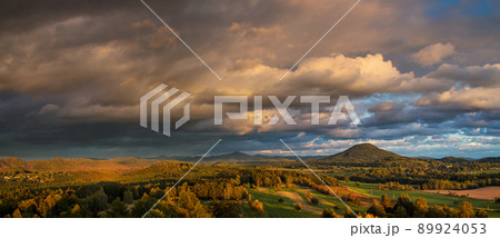 Autumn landscape at sunset, view of Ruzovsky vrch, Bohemian Switzerland National Park, Czech Republic Autumn landscape at sunset, view of Ruzovsky vrch, Bohemian Switzerland National Park, Czech Republic 89924053