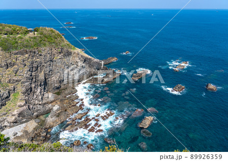 高知県土佐清水市 足摺岬から眺める太平洋 高知県土佐清水市 足摺岬から眺める太平洋 89926359