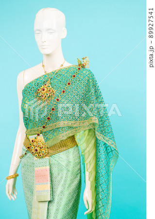 Wedding dress Thai vintage style 89927541