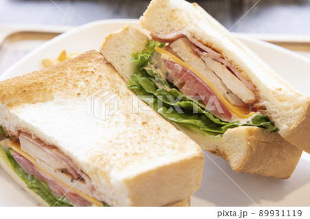 美味しいクラブハウスサンドイッチ 89931119
