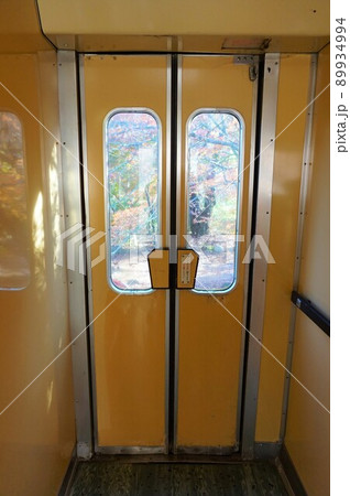 わたらせ渓谷鐵道　列車のレストラン清流　神戸駅　扉 89934994